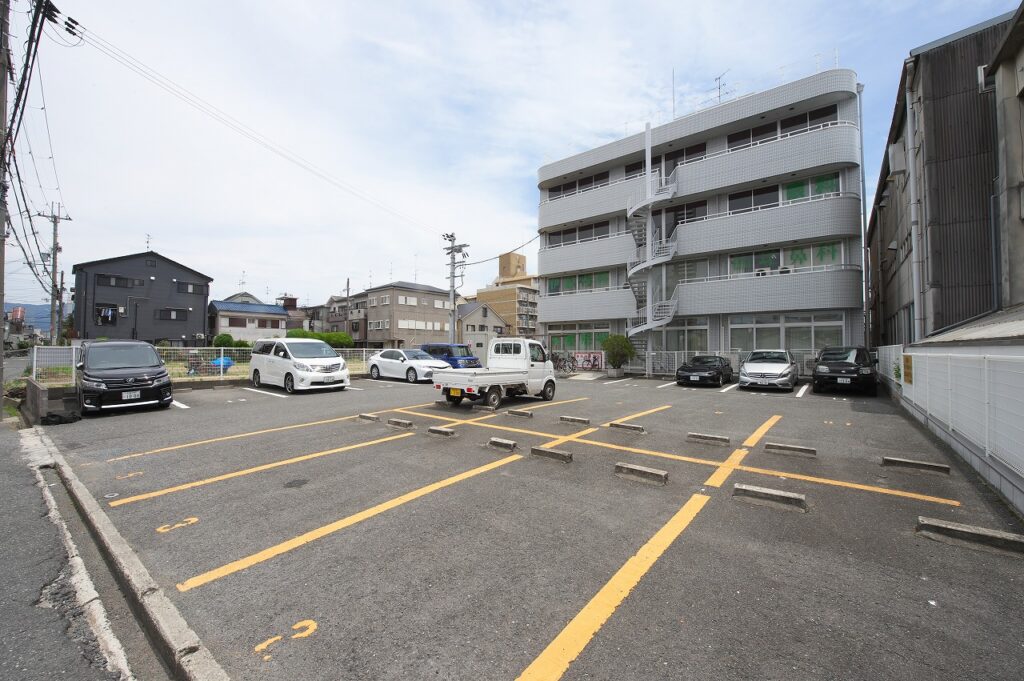 医院開業物件選び6つのポイントその2：駐車場・駐輪場は最重要